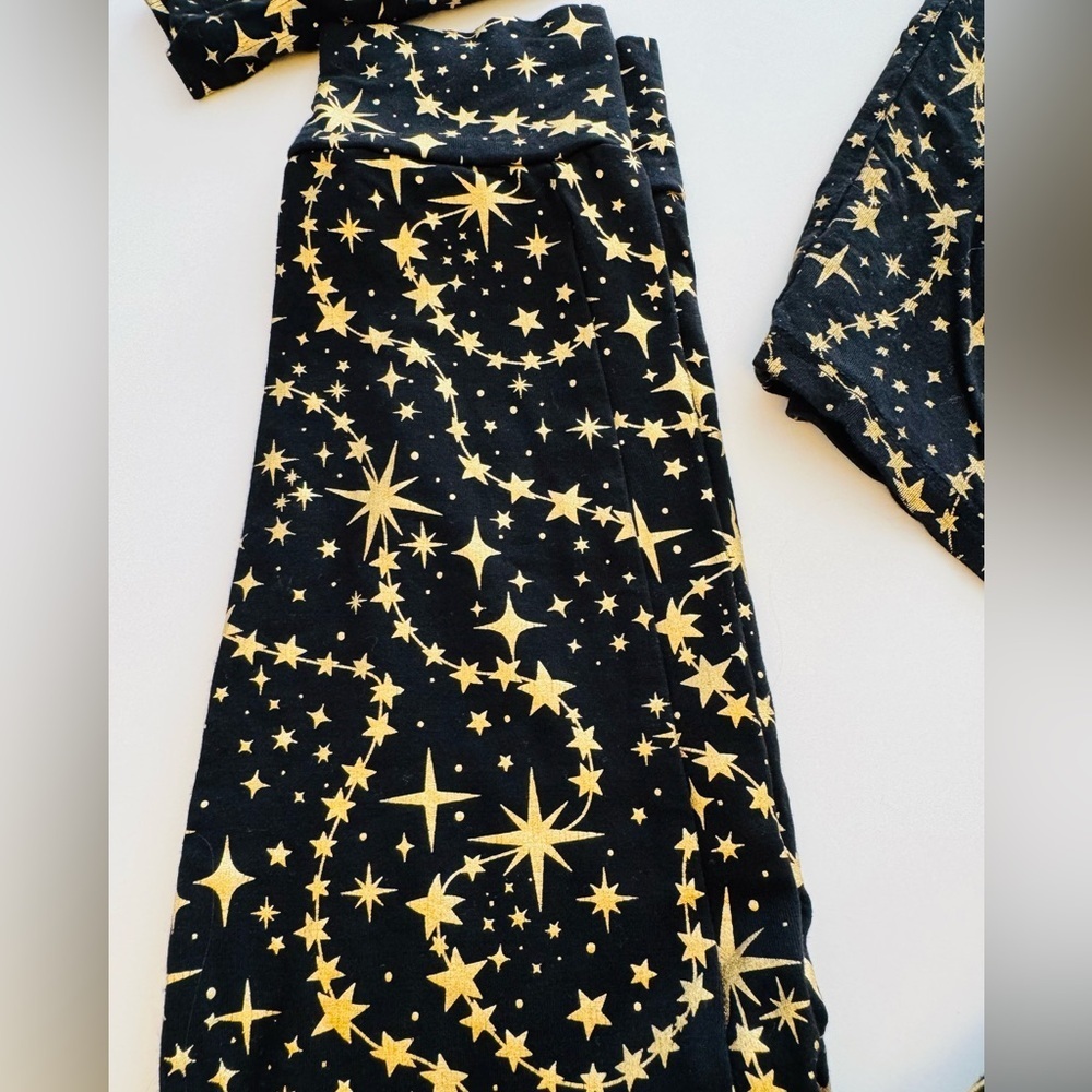 Posh Peanut Gold/Black Calypso Classic Pajama Set Size 9/10 - Picture 7 of 7